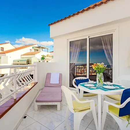 Diamantes Duplex & Heated Pool Apartment