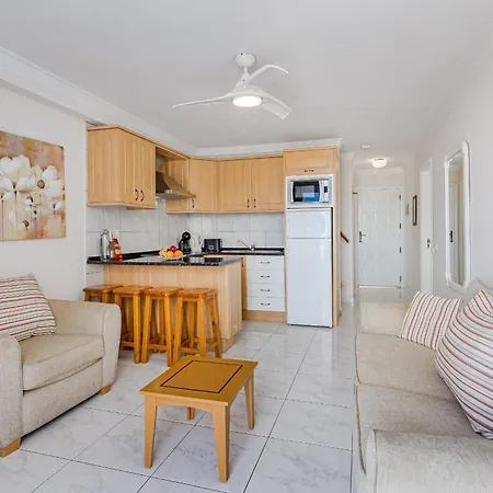 Apartmán Diamantes Duplex & Heated Pool *