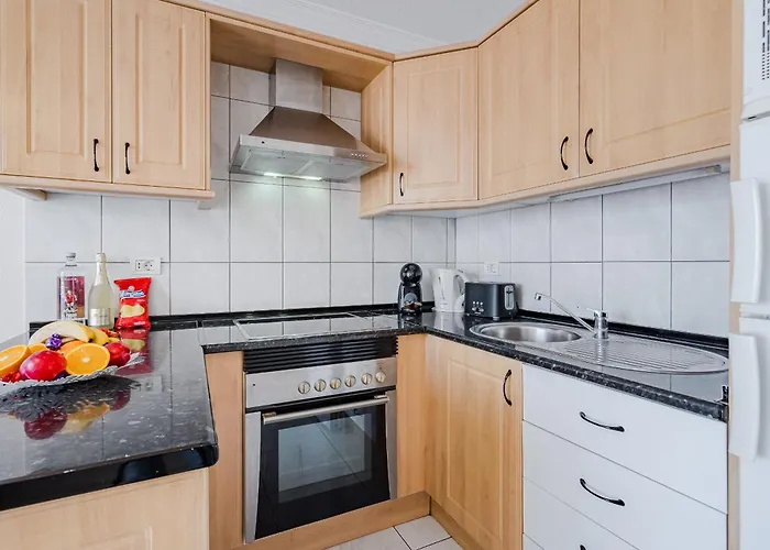 Diamantes Duplex & Heated Pool Los Cristianos (Tenerife)