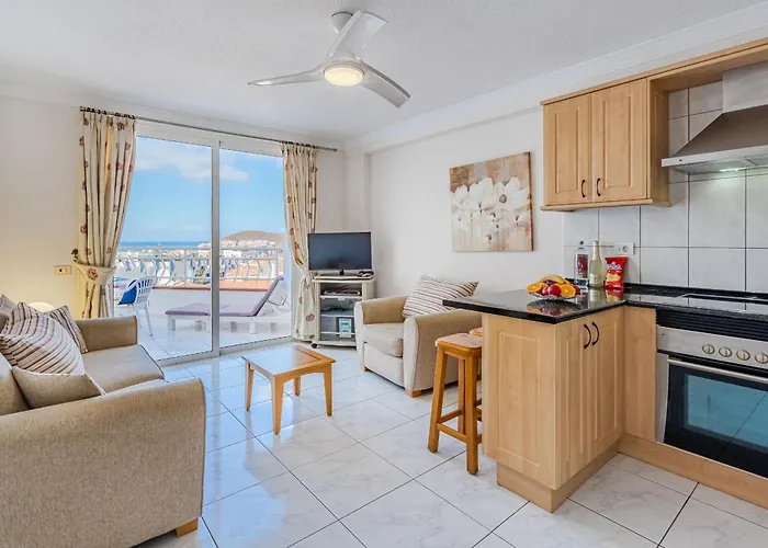 Diamantes Duplex & Heated Pool Los Cristianos (Tenerife)